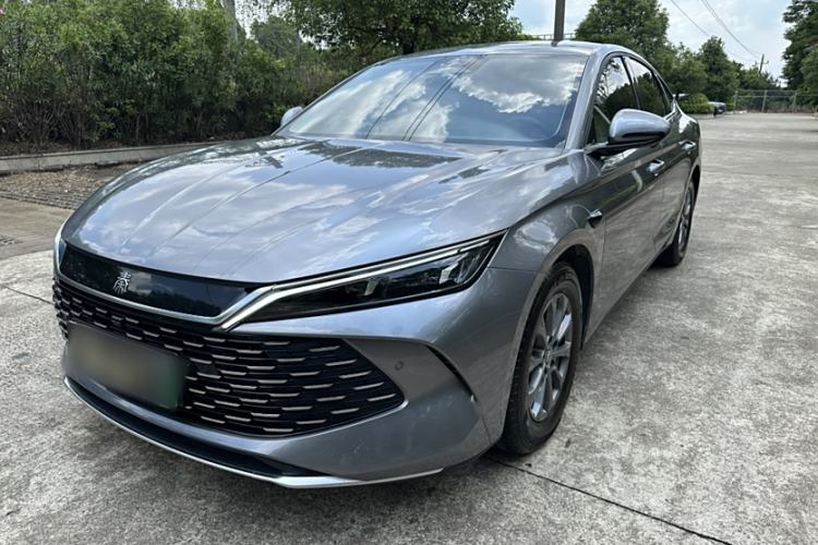 Used BYD Qin L 2025 DM-i Smart Drive 80KM Leading Model
