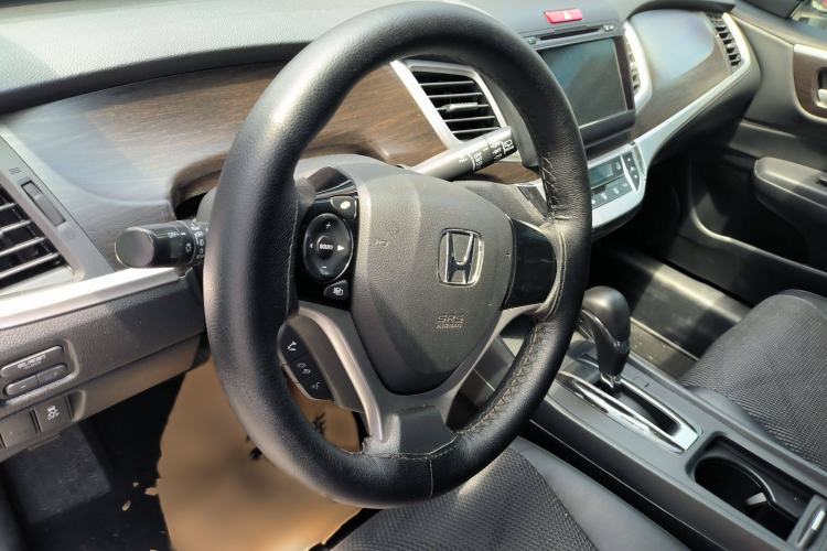 Used Honda Jade 2014 1.8L Automatic Comfort Elite Version 5 Seats