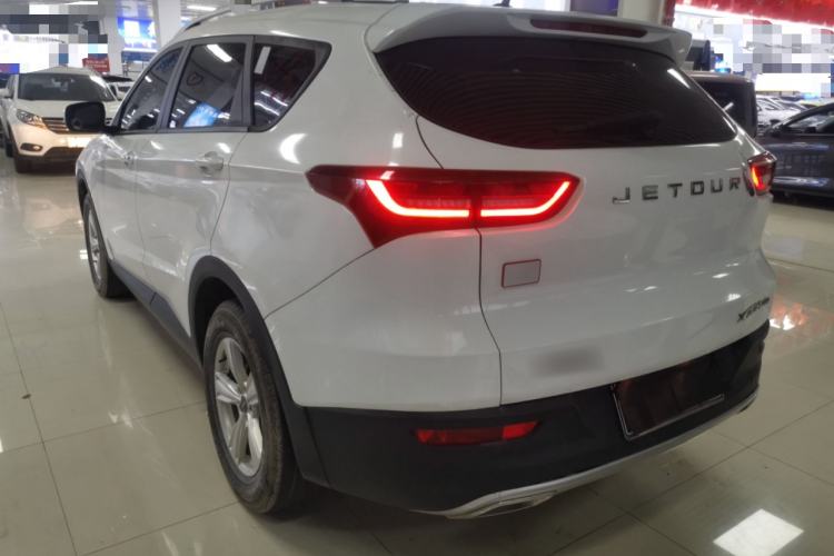 Used JETOUR X70M 2021 1.5T DCT Luxury Partner Model 7 Seats