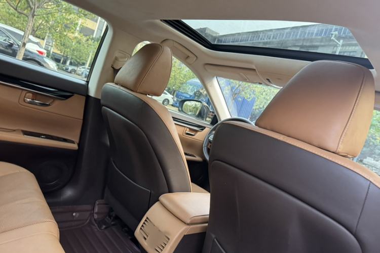 Used Lexus ES 2016 200 Midnight Special Limited Edition
