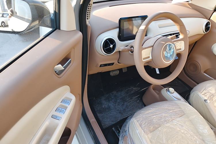 Used Wuling Hongguang MINIEV 2025 Four-Door Version Advanced Edition
