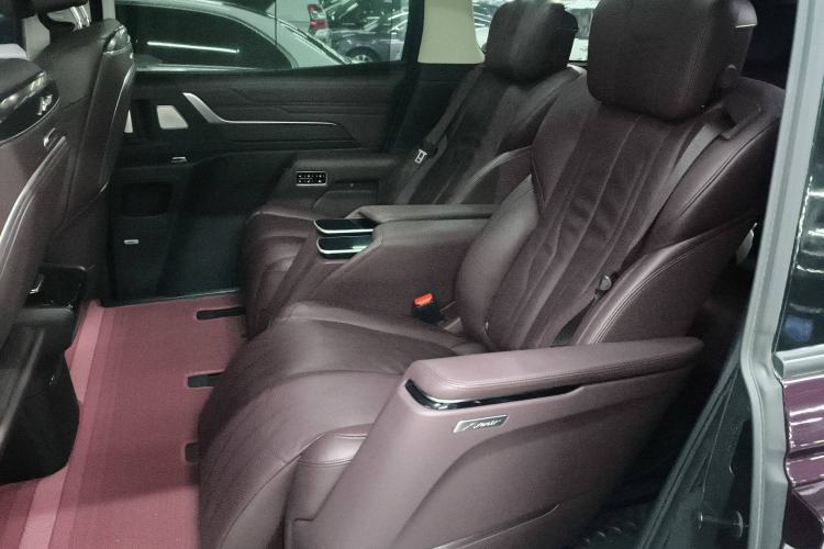 Used Buick Century 2023 2.0T Six-Seater Yinshi Edition
