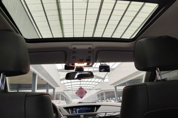 Used BMW X1 2015 sDrive18i Leading Edition