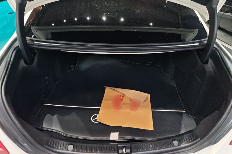 Used Mercedes-Benz E-Class 2019 Restyled E 300 L Sporty and Stylish Edition