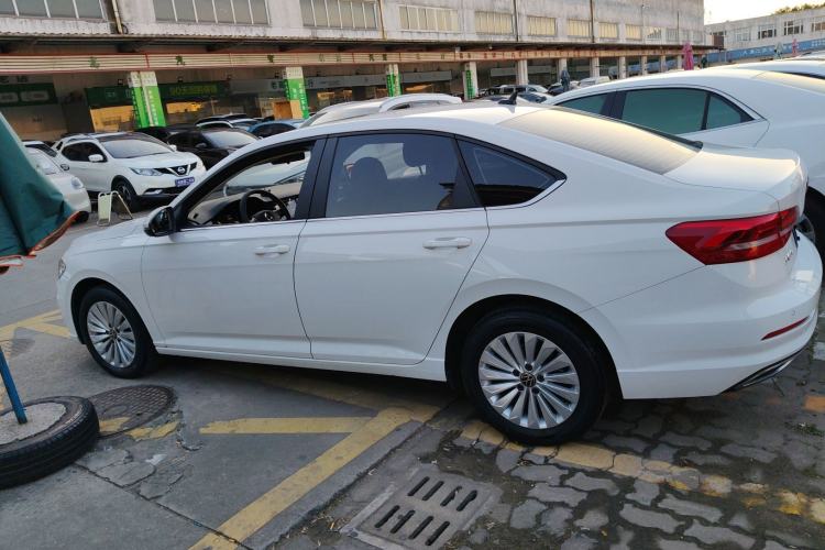 Used Volkswagen Lavida 2021 1.5L Automatic Comfort Edition
