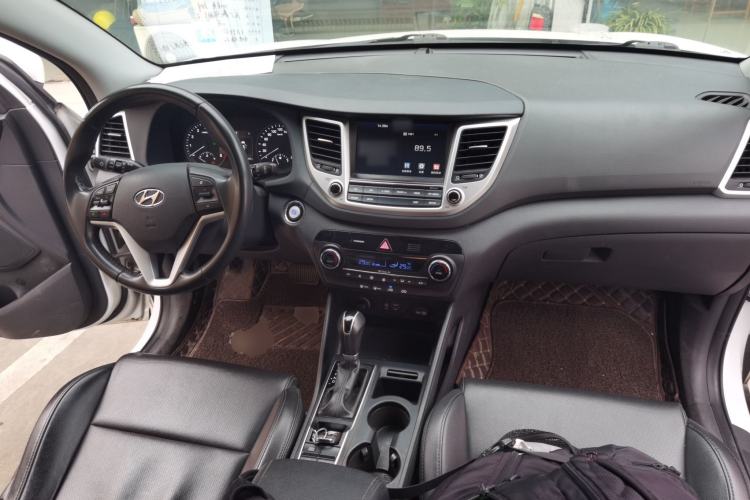 Used Hyundai Tucson 2015 1.6T Dual-Clutch Two-Wheel-Drive Smart Model