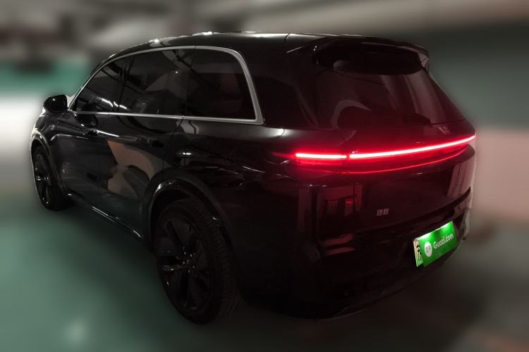 Used Li Auto L8 2024 Pro Model
