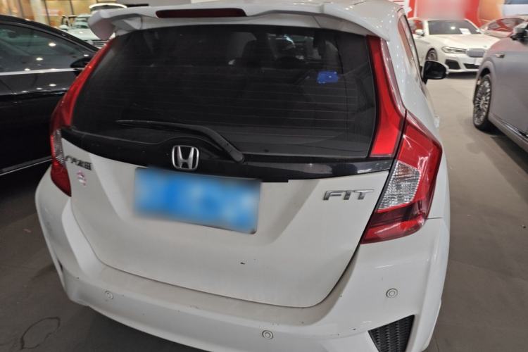 Used Honda Fit 2016 1.5L LXS CVT Comfort Sunroof Version
