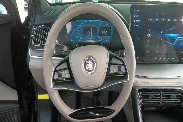 Used BYD Tang New Energy 2024 DM-i Glory Edition 112KM Prestige Model