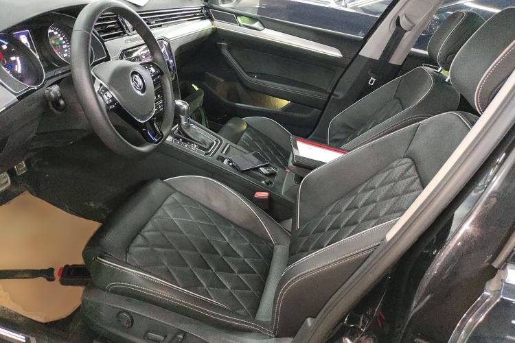 Used Volkswagen Magotan GTE Plug-in Hybrid 2020 GTE Luxury Model
