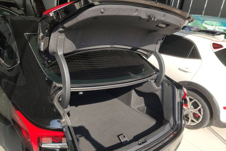 Used Buick LaCrosse 2025 28T Platinum Edition
