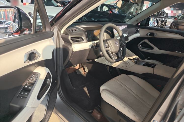 Used BYD Yuan UP 2024 401KM Leading Edition