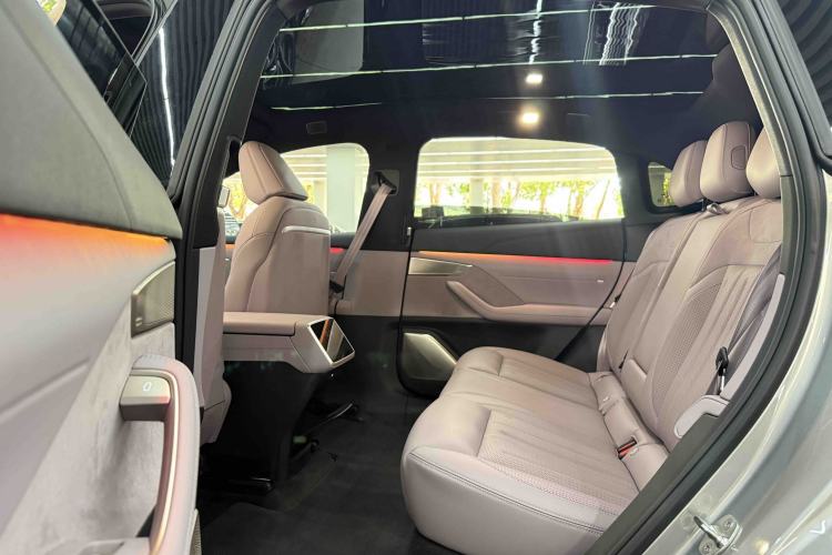 Used ONVO L60 2024 60 kWh Rear-Drive Version