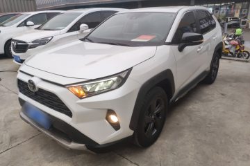 Used Toyota RAV4 2022 2.0L CVT 4x4 Fashion Edition