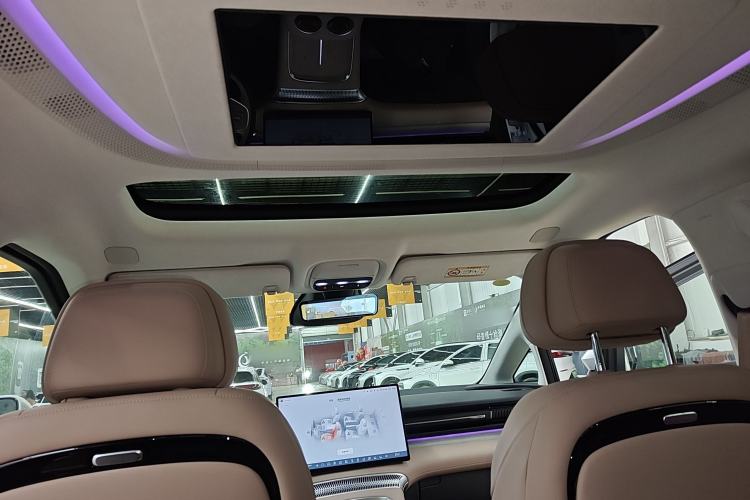 Used XPeng X9 2025 740 Ultra-Long Range Max
