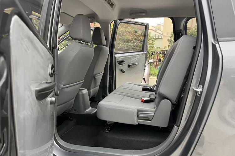 Used Wuling Hongguang New Energy 2024 All-Electric Model 300KM Standard Version
