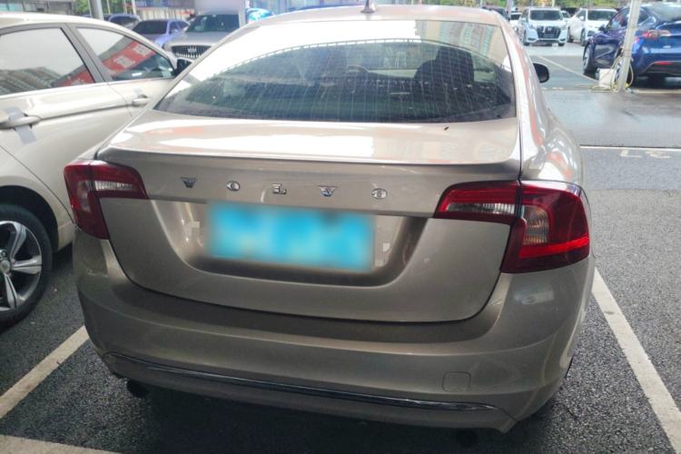 Used Volvo S60 2018 S60L T4 Zhiyuan Edition
