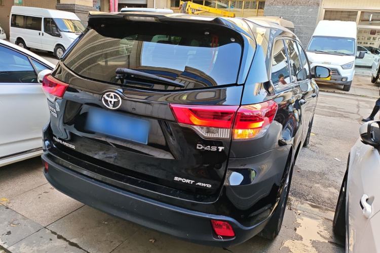 Used Toyota Highlander 2018 2.0T Four-Wheel Drive Prestige Version 7 Seats China V Emission Standard
