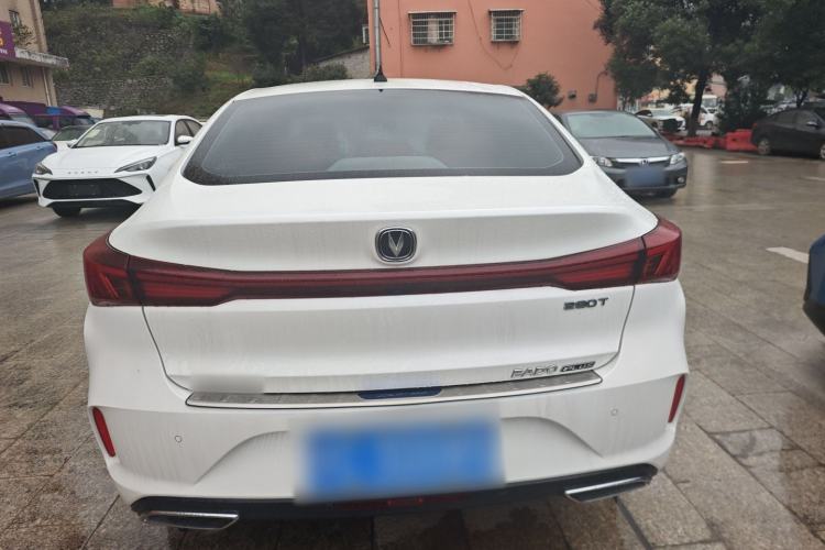 Used Changan Eado 2022 PLUS Blue Whale NE 1.4T GDI DCT Prestige Edition
