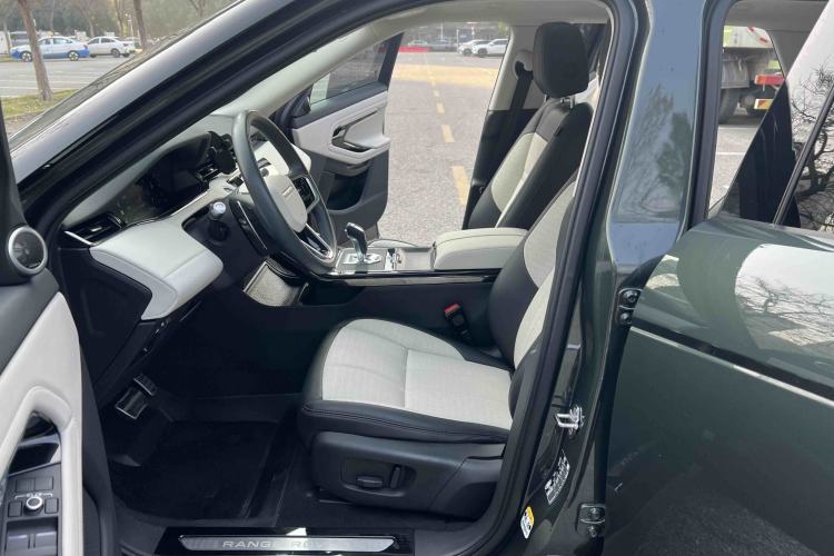 Used Land Rover Range Rover Evoque 2021 Range Rover Velar L 249PS R-Dynamic First Edition