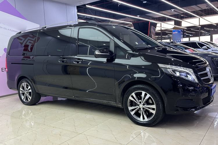 Used Mercedes-Benz V-Class 2017 V 260 Avantgarde Edition