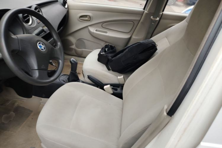 Used Venucia R30 2014 1.2L Manual Enjoyment Edition
