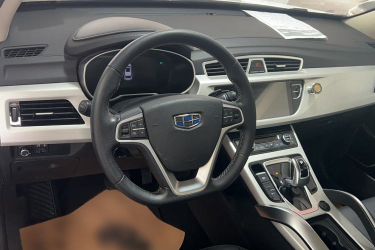 Used Geely Auto Emgrand X7 Sport 2020 1.8TD DCT Two-Wheel Drive Smart Connect 4G-Enabled Version
