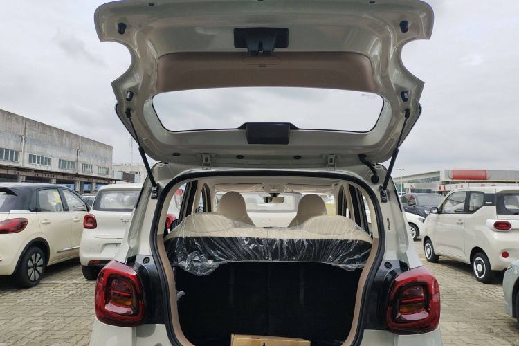 Used Wuling Hongguang MINIEV 2025 Four-Door Version Zhenxiang+ Edition
