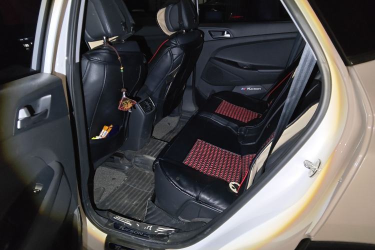 Used Hyundai Tucson 2015 1.6T Dual-Clutch Two-Wheel-Drive Smart Model
