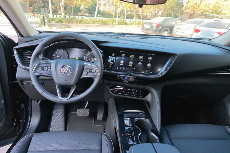 Used Buick Envision 2022 Facelift Encore S 552T Two-Wheel-Drive Luxury Model
