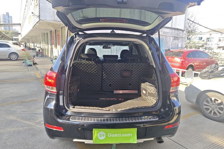 Used Haval H6 2015 Upgraded Model 1.5T Manual Two-Wheel Drive Elite Version
