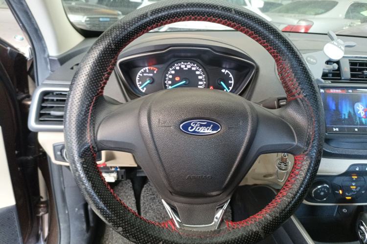 Used Ford Escort 2015 1.5L Automatic Comfort Model
