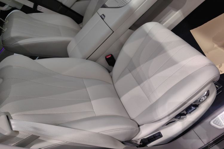 Used Wey Lanshan 2025 Four-Wheel Drive Max
