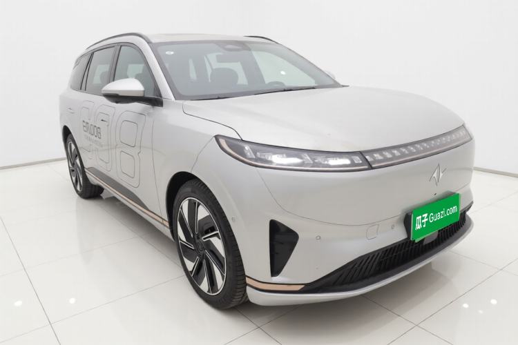 Used  eπ008 2025 210Max Range-Extended Version 5 Seats