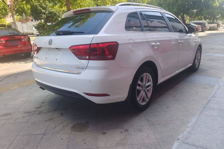 Used Volkswagen Gran Lavida 2017 180TSI DSG Comfort Edition
