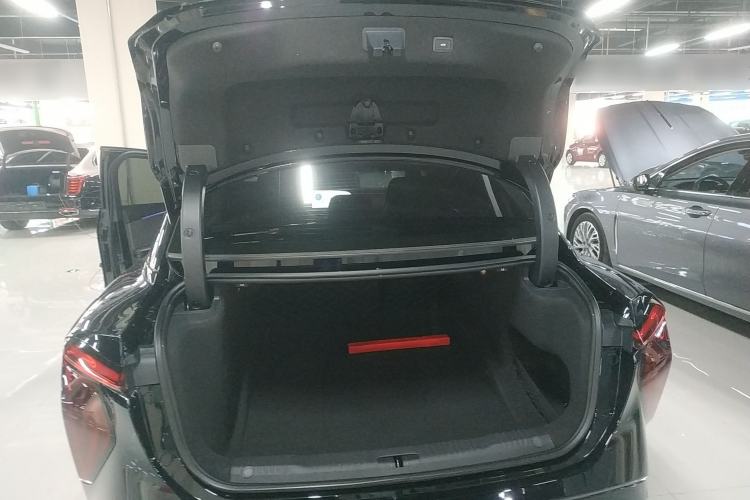 Used Hongqi EH7 2024 690 Pro
