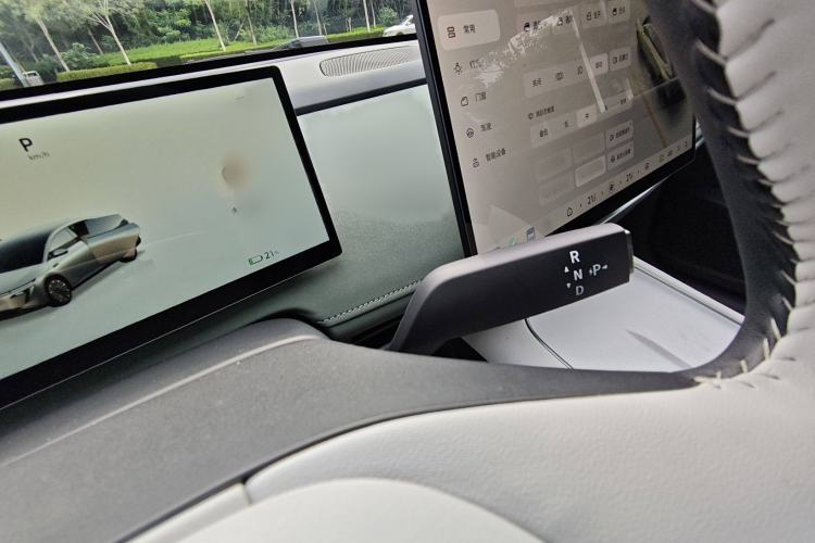 Used Nissan N7 2025 510 Air
