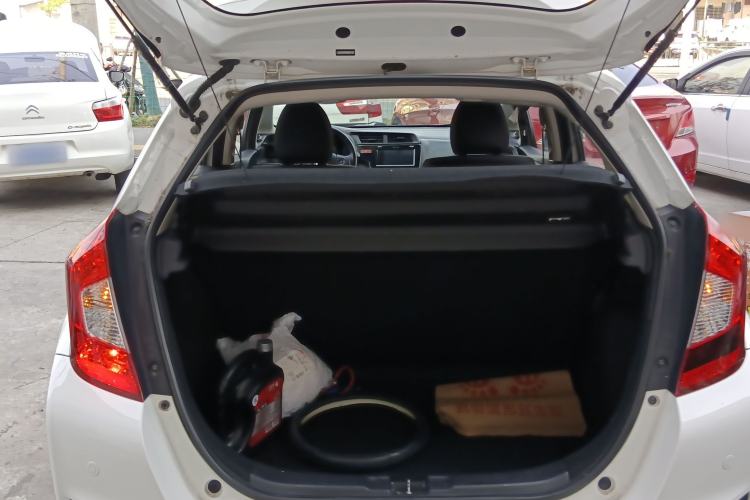 Used Honda Fit 2016 1.5L LXS CVT Comfort Sunroof Version
