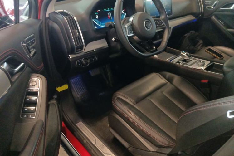 Used BYD Tang New Energy 2018 DM 2.0T All-Wheel Drive Smart Connectivity Luxury Model 7 Seats China V Emission Standard
