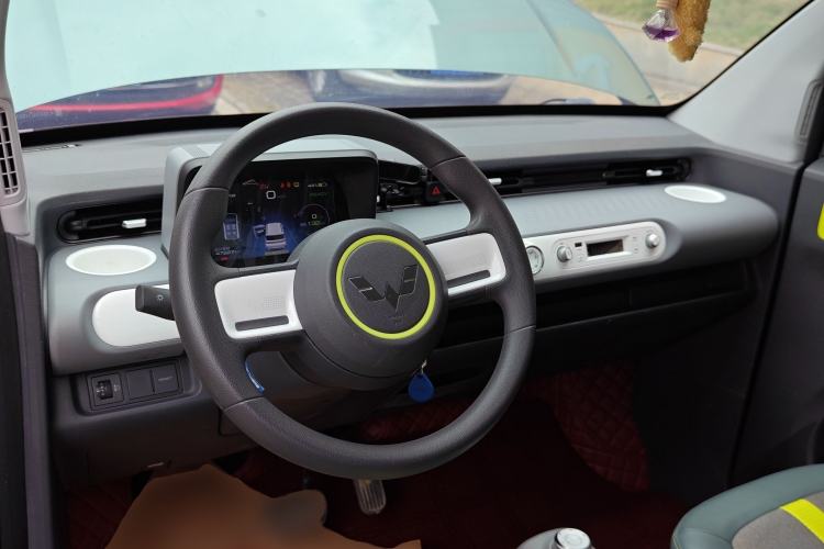 Used Wuling Hongguang MINIEV 2022 GAMEBOY 300km Enthusiast Model with Lithium Iron Phosphate