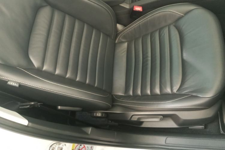 Used Volkswagen Lamando 2017 280TSI DSG Comfort Edition
