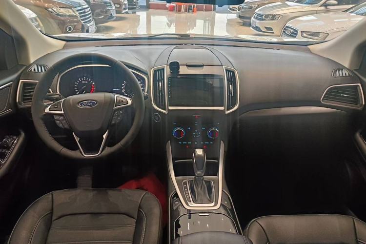 Used Ford Edge 2018 Facelifted EcoBoost 245 Two-Wheel Drive Platinum Edition 5 Seats China VI Standard
