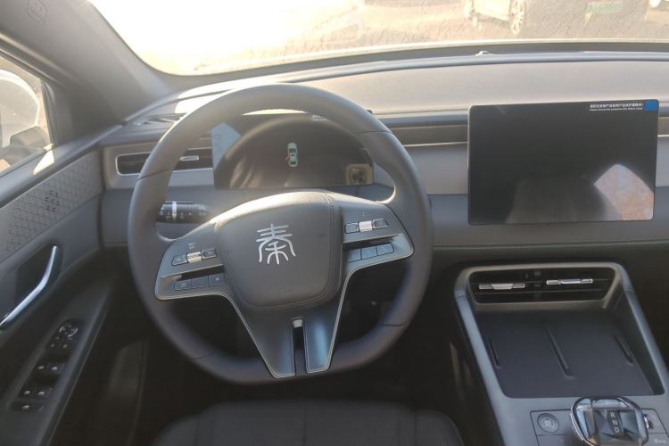 Used BYD Qin PLUS 2025 DM-i Smart Drive 55KM Leading Model