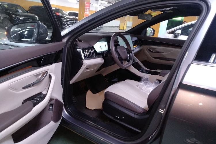 Used BYD Song PLUS New Energy 2025 EV Intelligent Driving Version 520km Premium Model