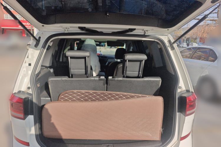 Used Volkswagen Touran 2018 Volkswagen Touran L 280TSI DSG Boundary Edition 6-Seater China VI Standard