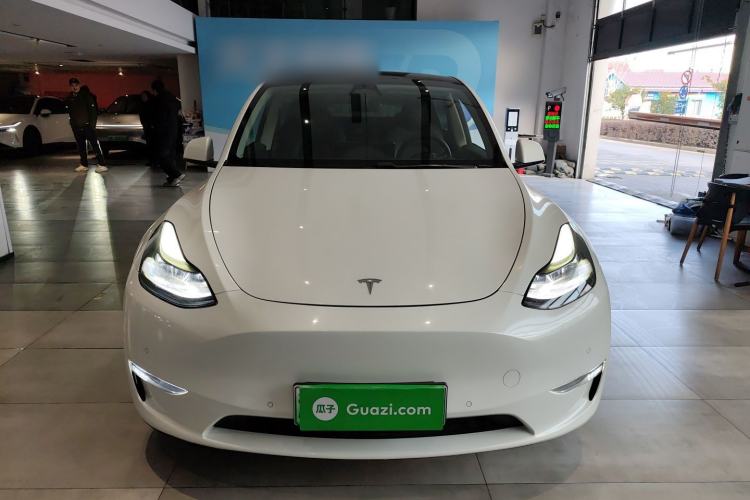 Used Tesla Model Y 2021 Long-Range All-Wheel-Drive Version