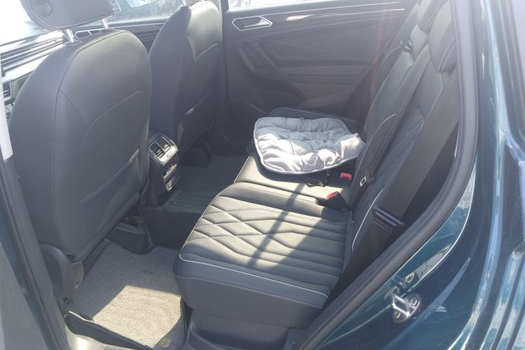 Used Volkswagen Tiguan L 2023 330TSI Automatic Two-Wheel Drive Smart Edition