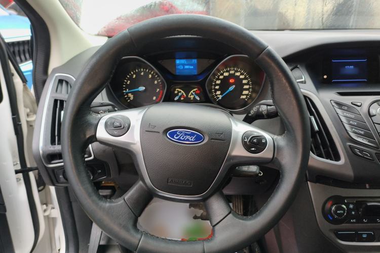 Used Ford Focus 2012 Hatchback 1.6L Automatic Fashion Edition
