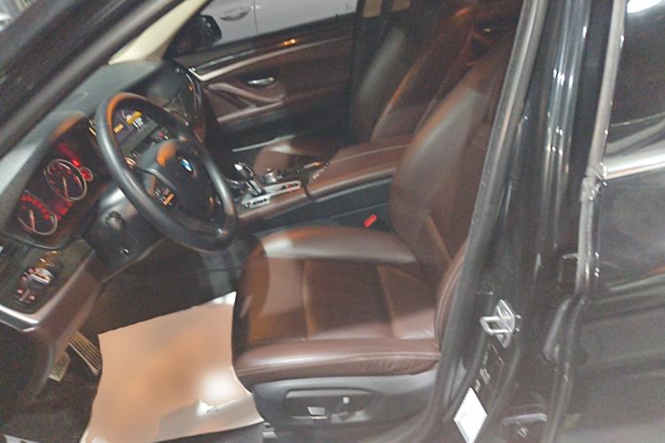 Used BMW 5 Series 2014 525Li Luxury Design Package
