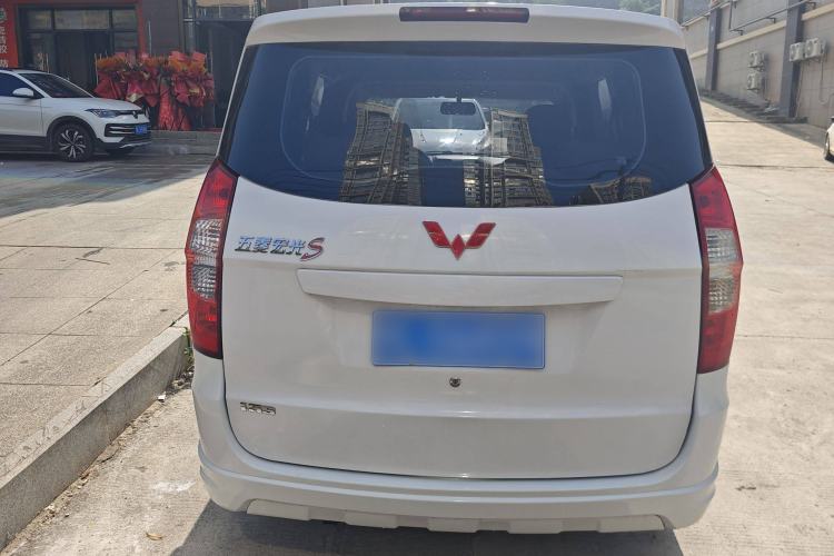 Used Wuling Hongguang 2015 1.5L S Basic Version China V Standard
